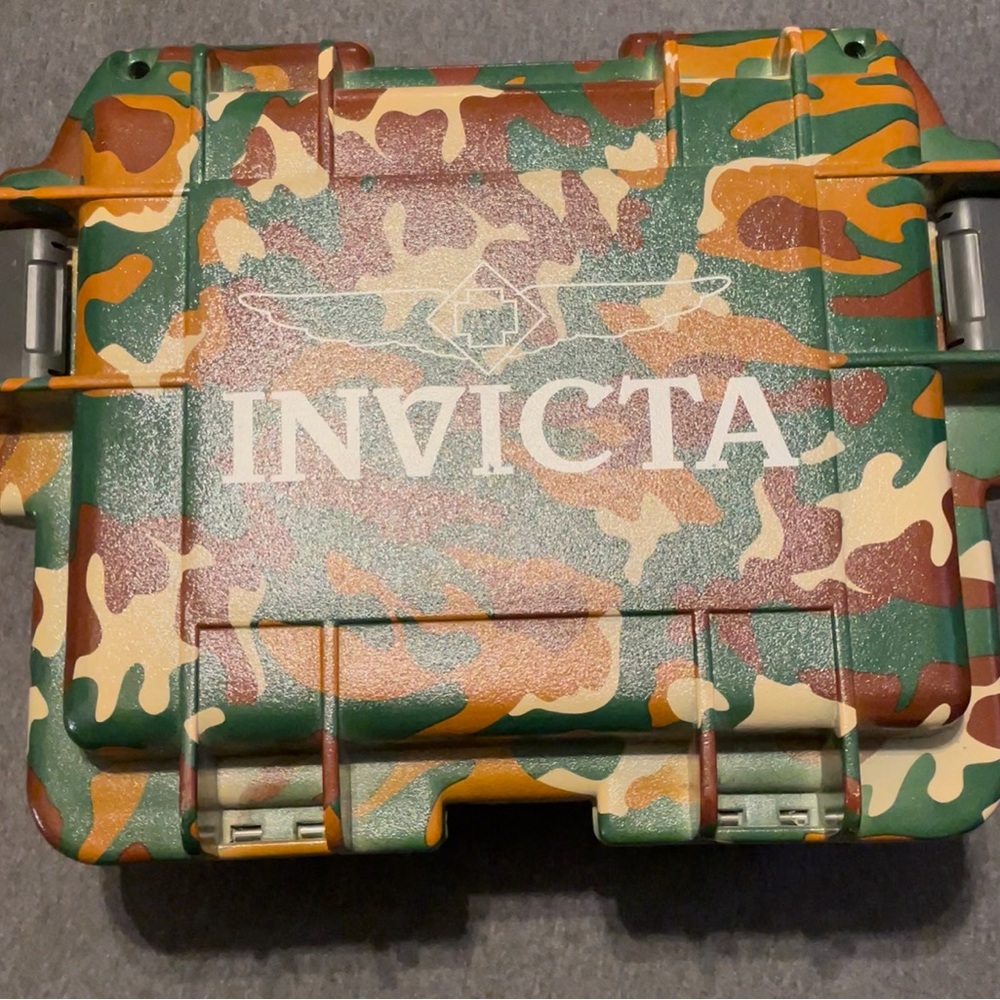 Invicta 3-Slot Dive Case Camouflage